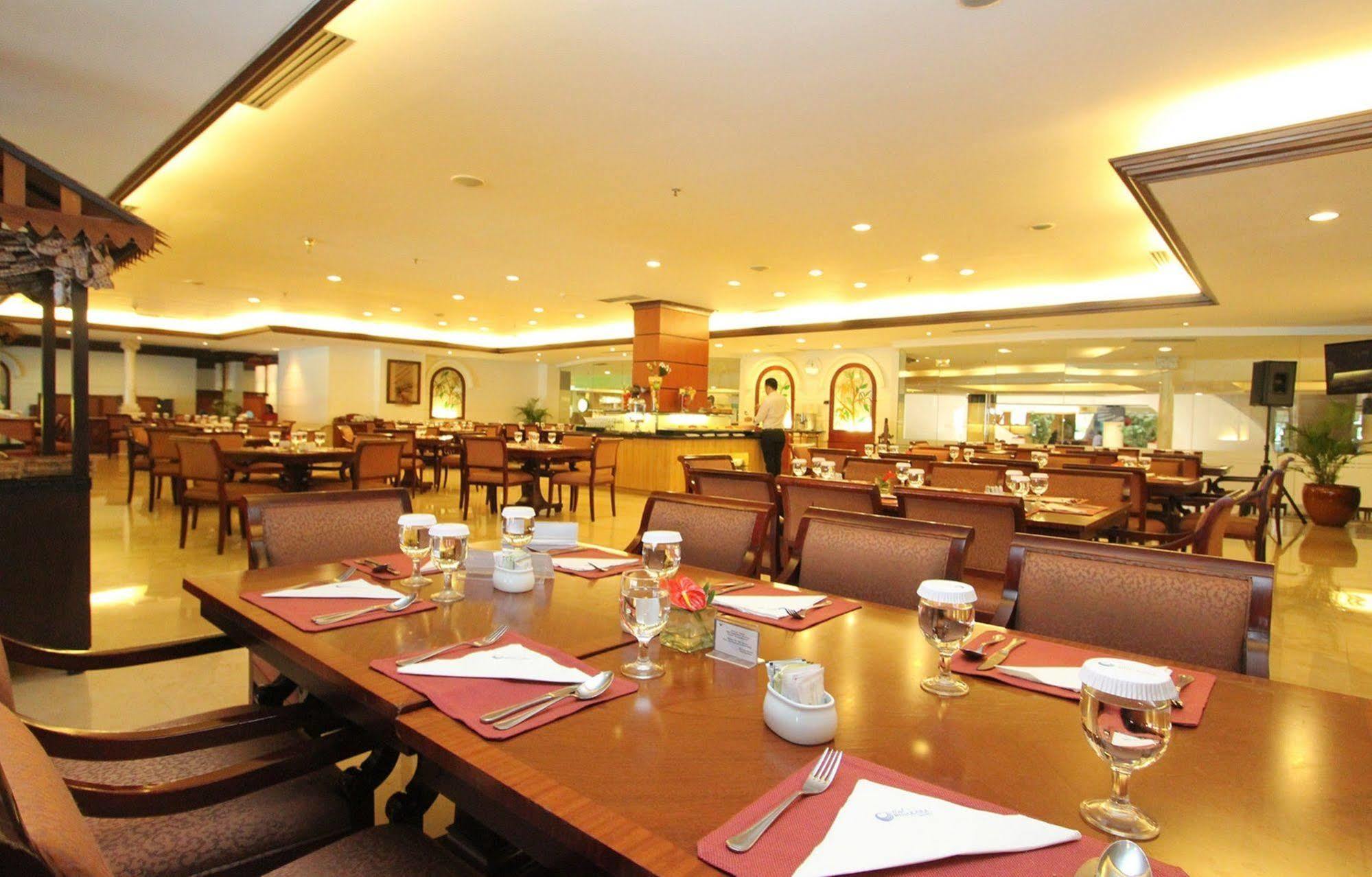Hotel Bidakara Jakarta Jacarta Exterior foto
