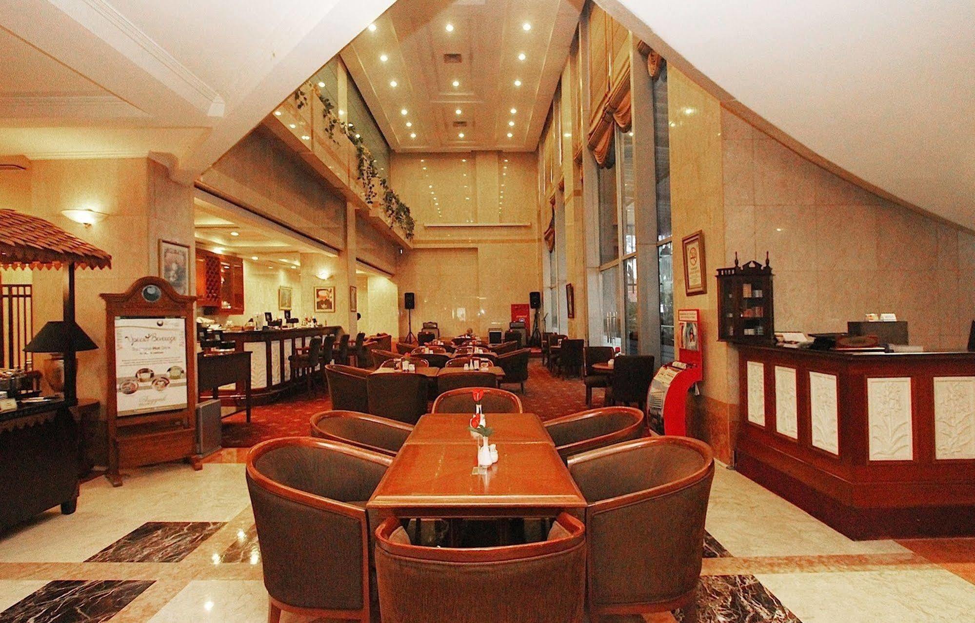 Hotel Bidakara Jakarta Jacarta Exterior foto